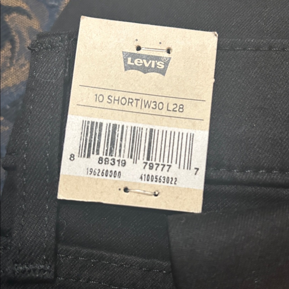 Levi's Women's Black Skinny Jeans - Picture 4 of 4